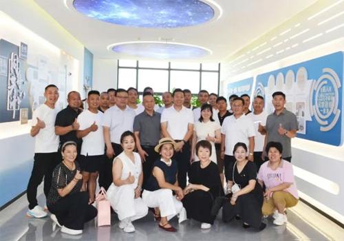 餐饮美食 品质溯源丨郑州马吉尔携手连锁餐饮首创人共同进行名店探厂活动！